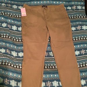 Green Morgan and Walker Pants